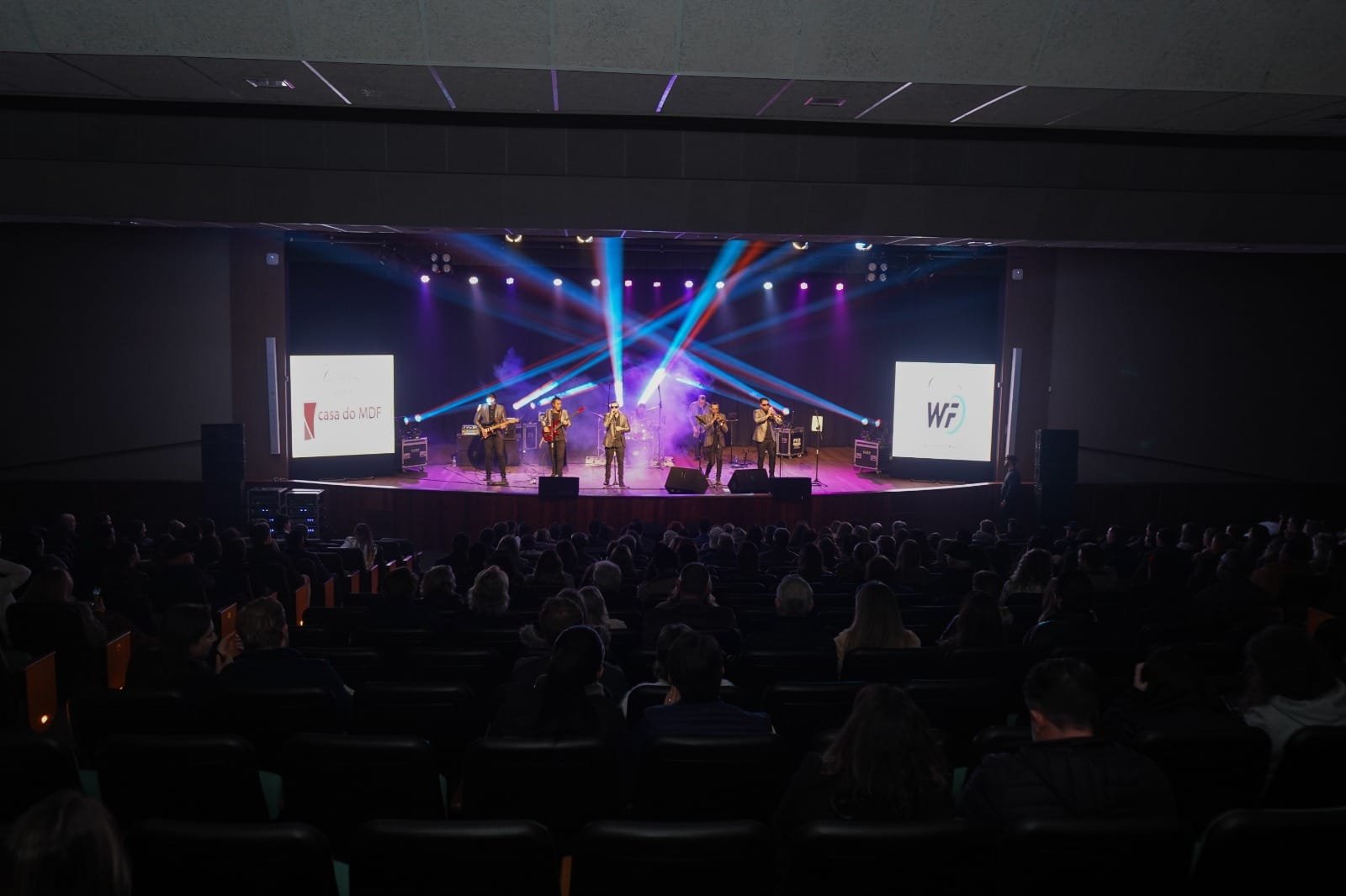 Show Big Time Orchestra