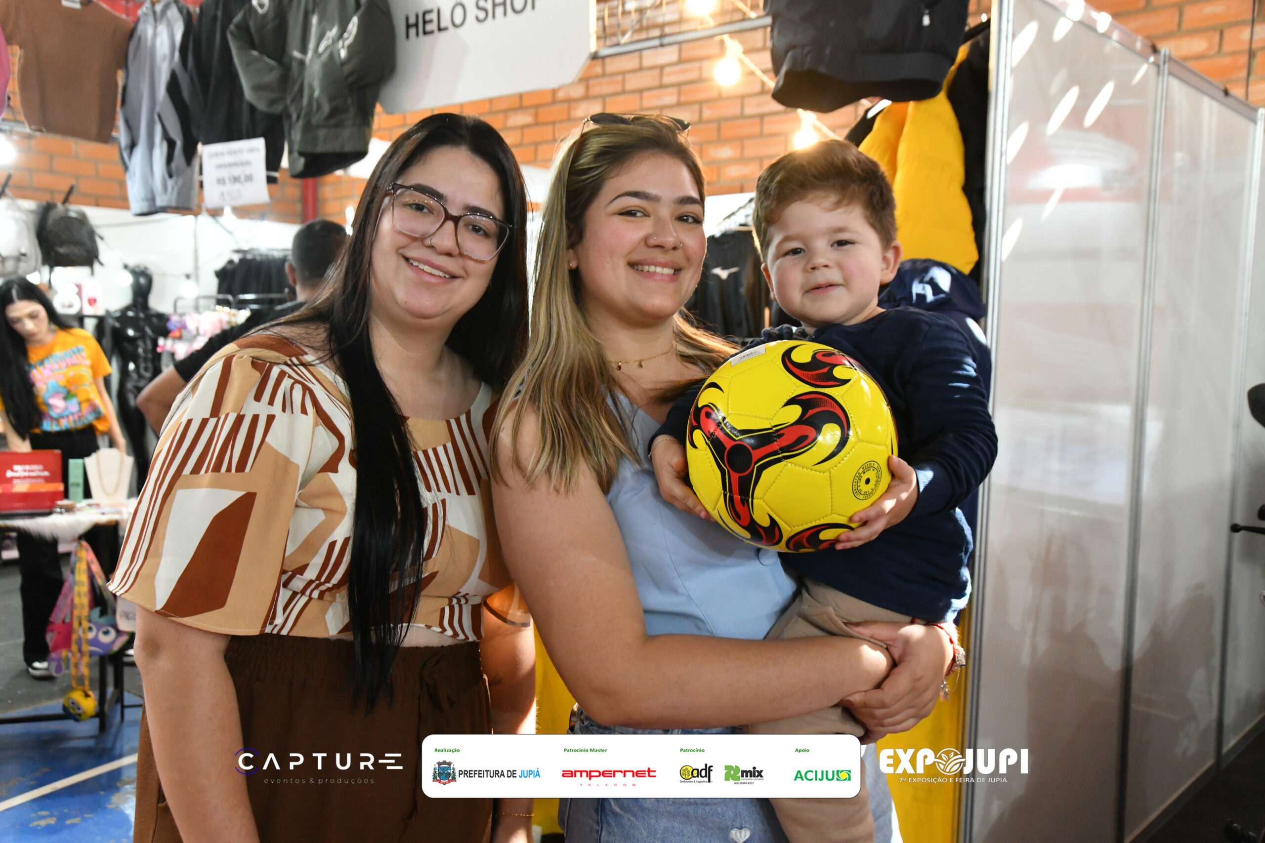 eXPOJUPI – FAMÍLIAS