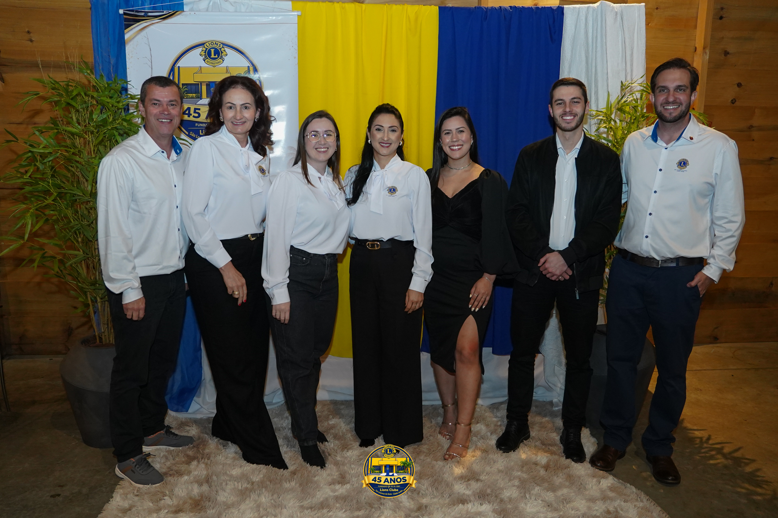 45 ANOS (174)