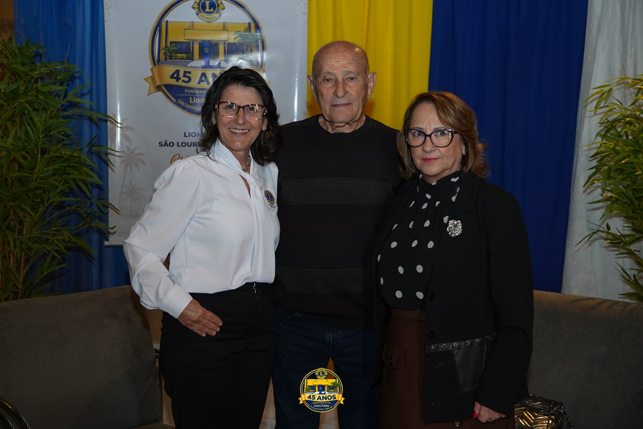 45 ANOS (46)