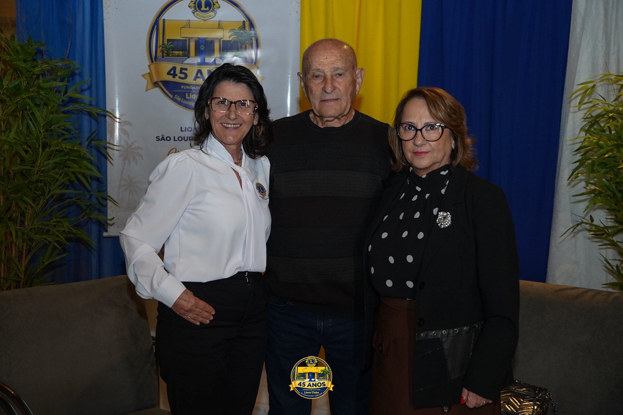 45 ANOS (47)