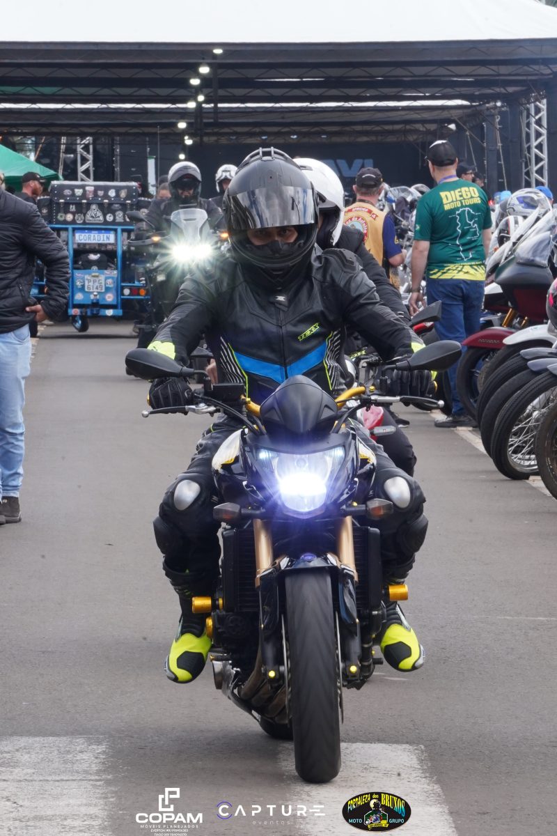 MOTO-BRUXO-401